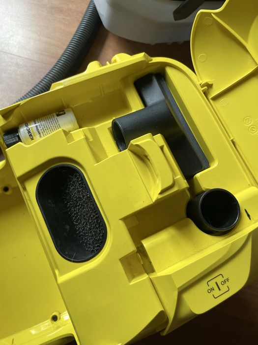 Odkurzacz wodny Kärcher DS 6 (650W)