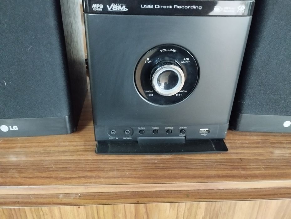 Mini aparelhagem LG impecável