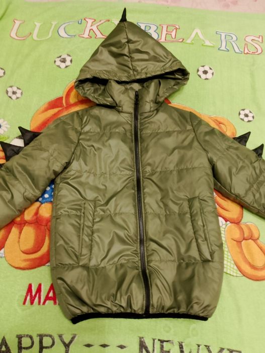 Продам дитячу курточку