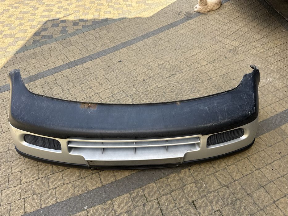 Бампер і решітка до автомобіля Шкода Октавія Тур