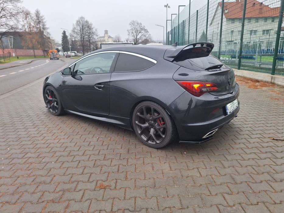 Opel Astra J OPC