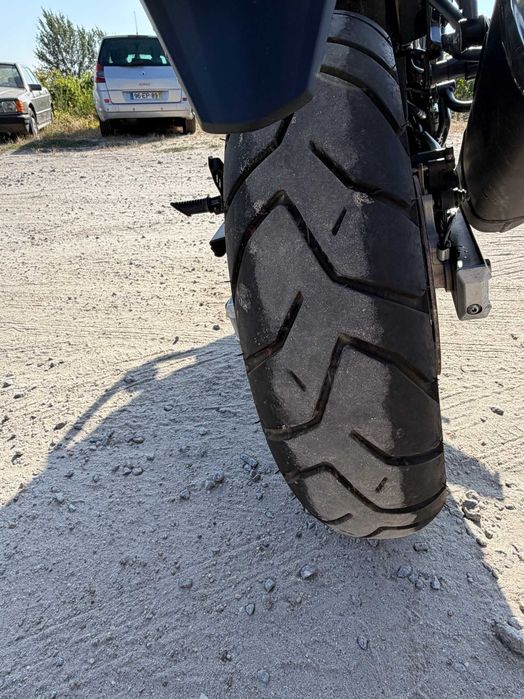 Suzuki V-STROM 650