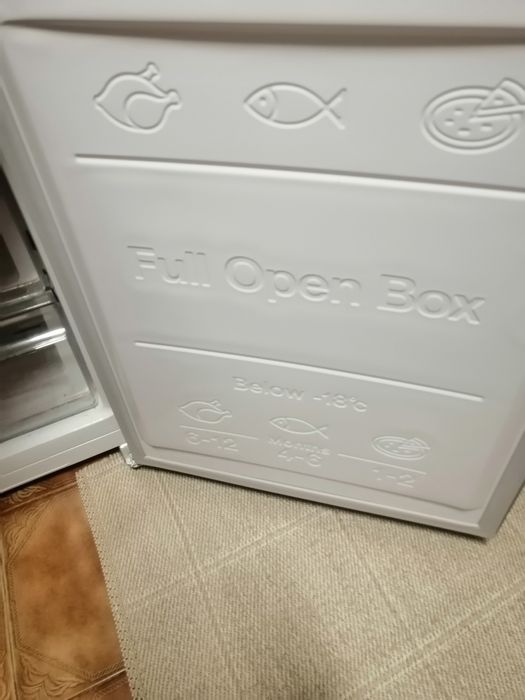 Frigorífico combinado Samsung sem gelo+ 400 fotos