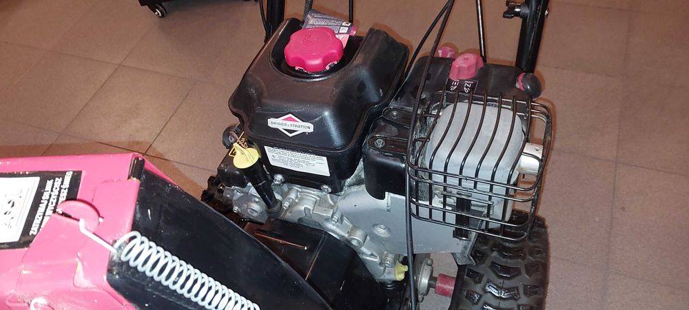 Odśnieżarka  Spalinowa