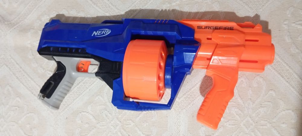 Nerfs variadas com balas incluídas