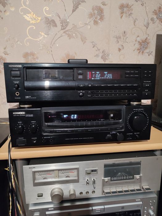 Сиди проигрыватель kenwood DP-М6640.