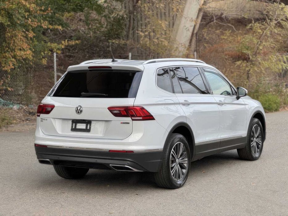 Volkswagen Tiguan SEL 4Motion      2019