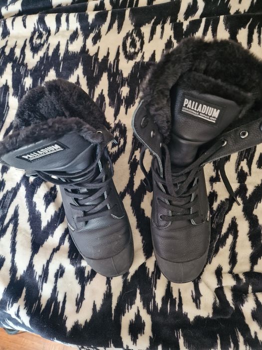 Botas palladium em pele
