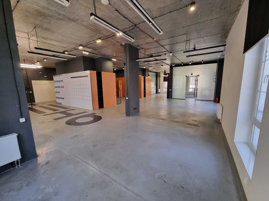 Поділ, Воздвиженка, Дегтярна 6, окремий вхід, 280м2