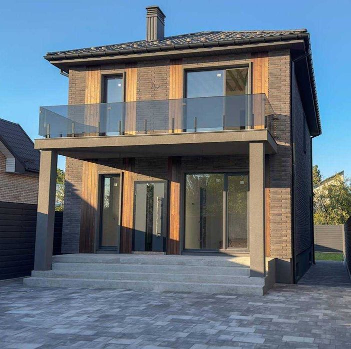 Продаж Будинок 210м2 з підвалом Святошинський р-н,2км м.Академмістечко