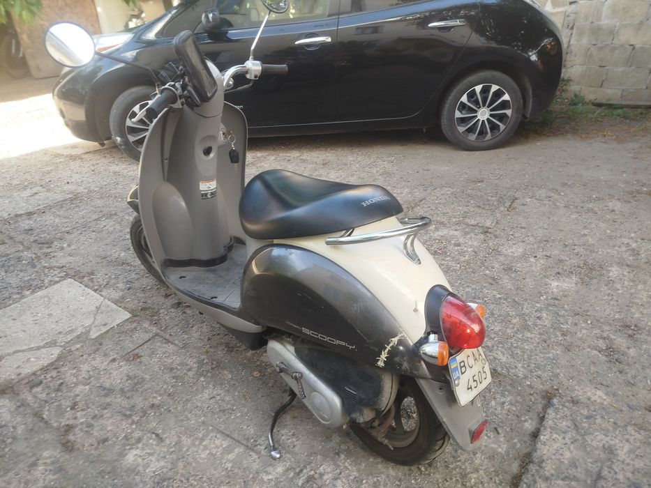 Скутер з документами Honda Crea Scoopy 50 4t