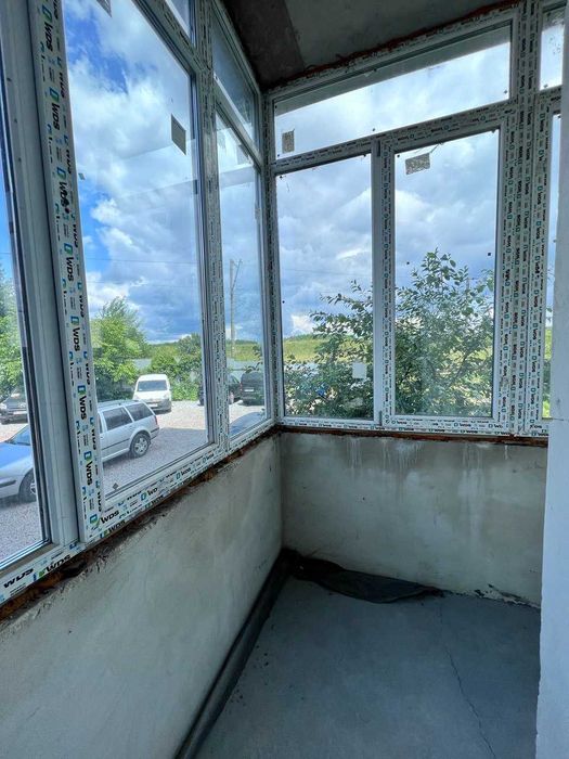 Продаж 3 кімнатної квартири по вулиці Шевченка (Рясне 1)