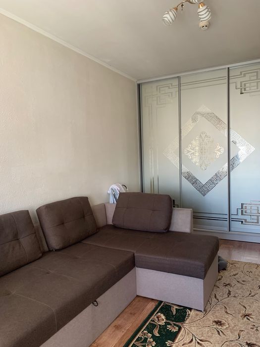 Apartment in Kyiv, Chervonyy Khutir, Rembaza - View 3