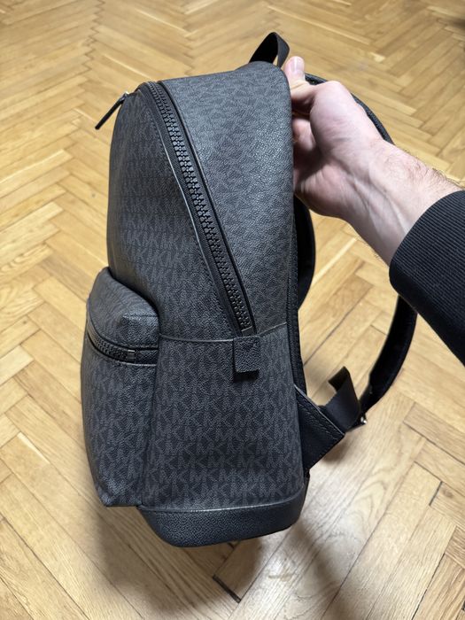 Рюкзак Michael Kors