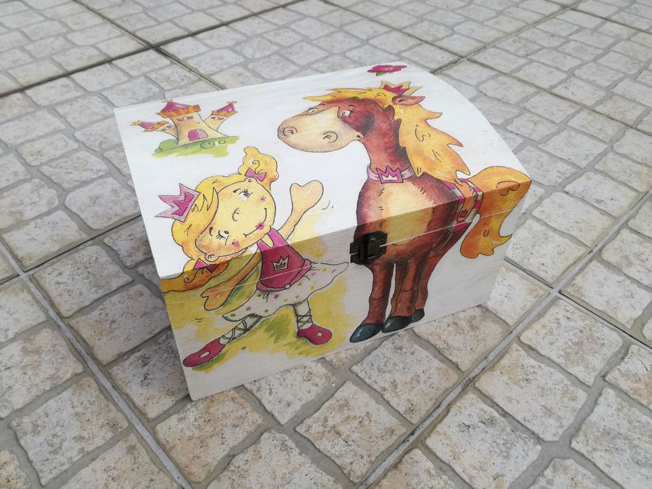 Guarda-Joias ou Caixas para criança, como NOVOS