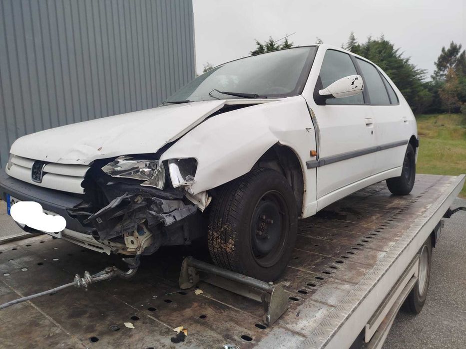 Para peças Peugeot 306 1.8D ano 1996