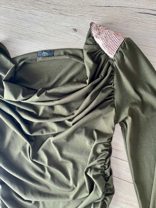 Sukienka khaki długi rękaw cekiny elegancka casualowa Butik XS/34