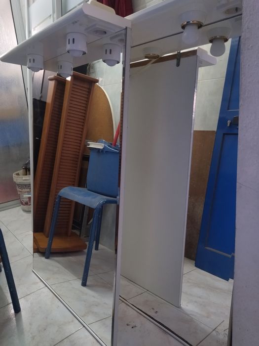 Espelhos WC com tomadas