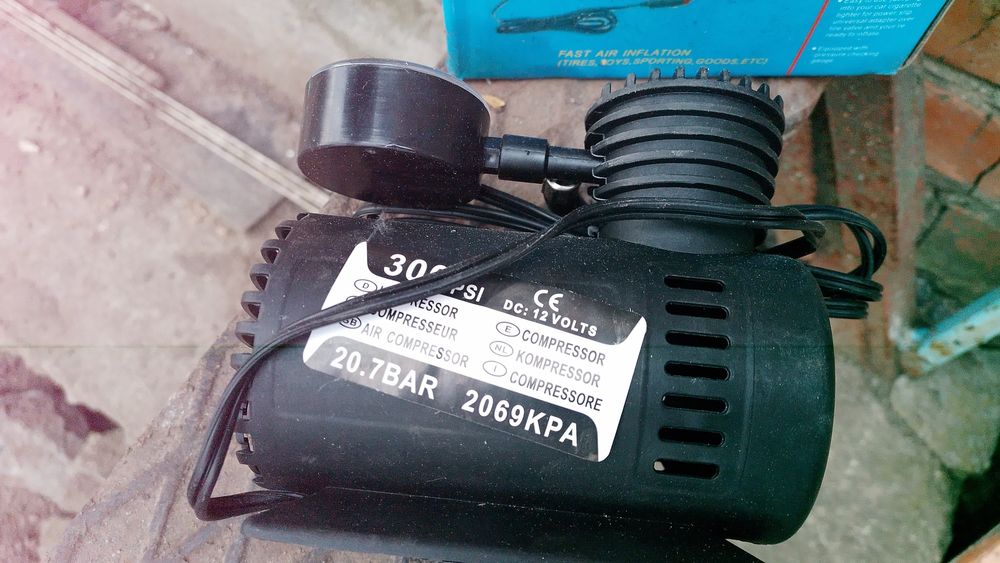 Насос автомобильный