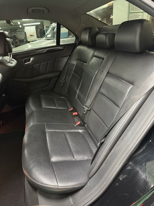 Mercedes-Benz E250 CDI 2011 com 295,000km barulho no motor mas andar