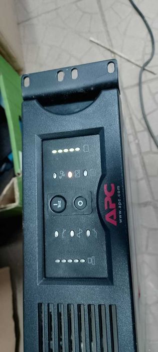 zasilanie awaryjne UPS APC smartUPS SUA1500RMI2U