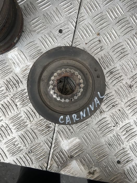 шкив коленвала 2.9 kia carnival год07 карнивал