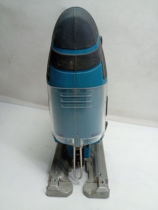 Wyrzynarka Makita JV183D