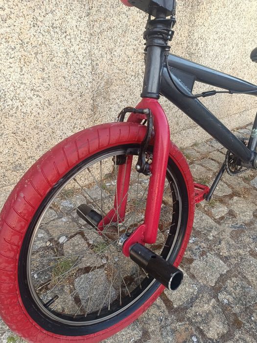 Bicicleta BTT - saltos