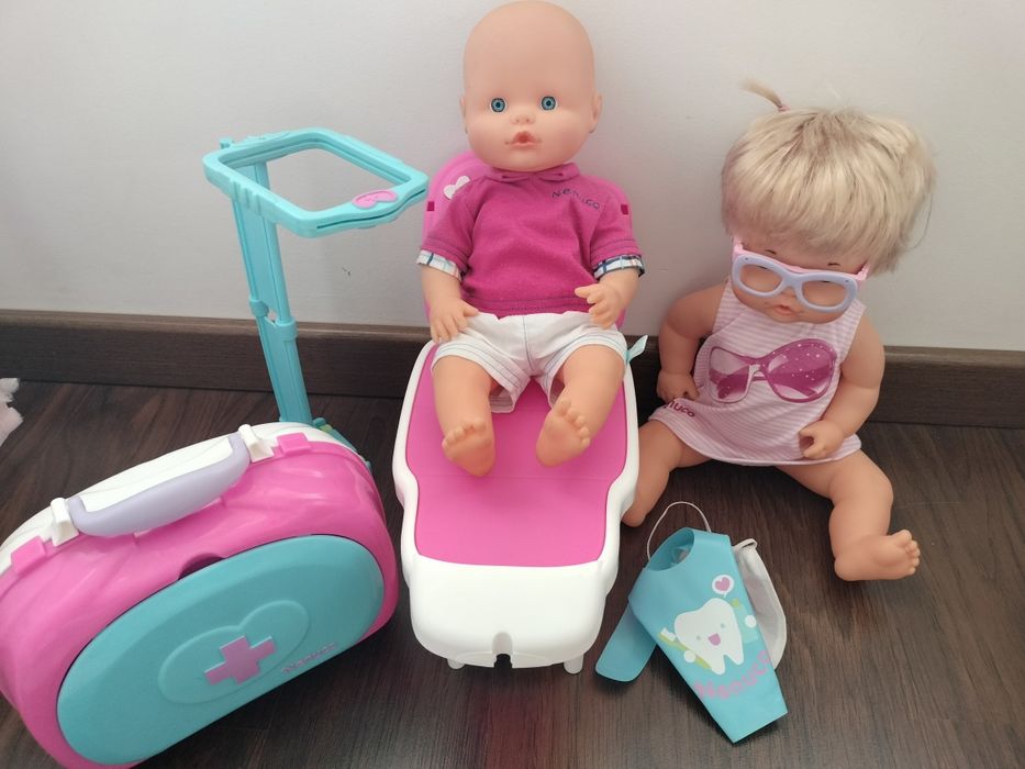 Nenucos com acessórios