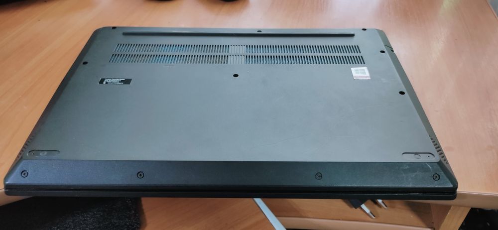 Iгровий ноутбук Lenovo /I5-9300H/GTX 1650/16/512