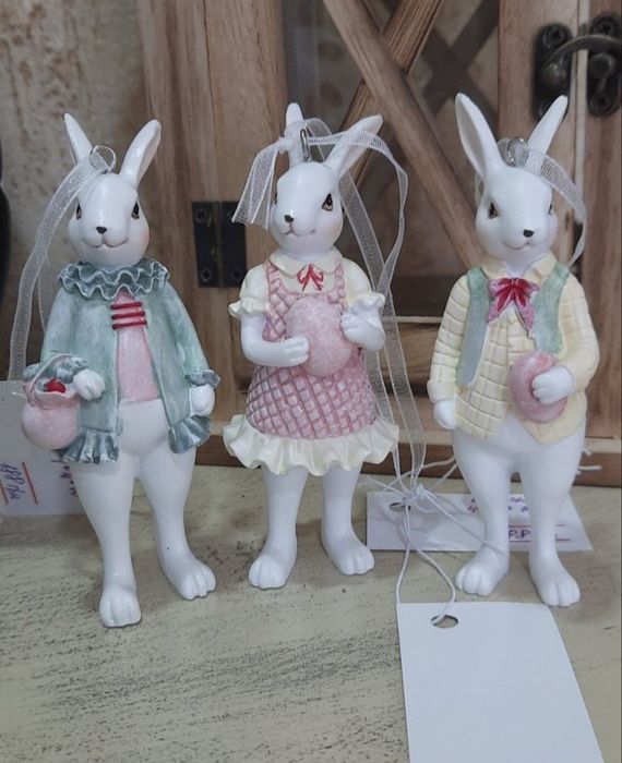 Декор статуэтуки кролики.