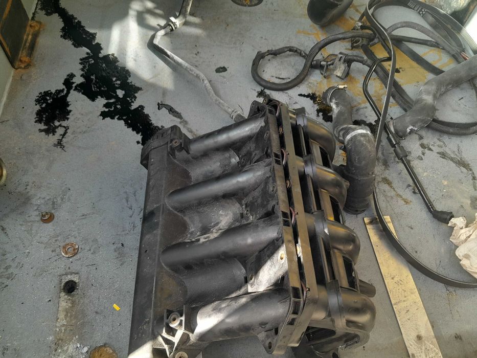 Coletor de admissão mercedes sprinter