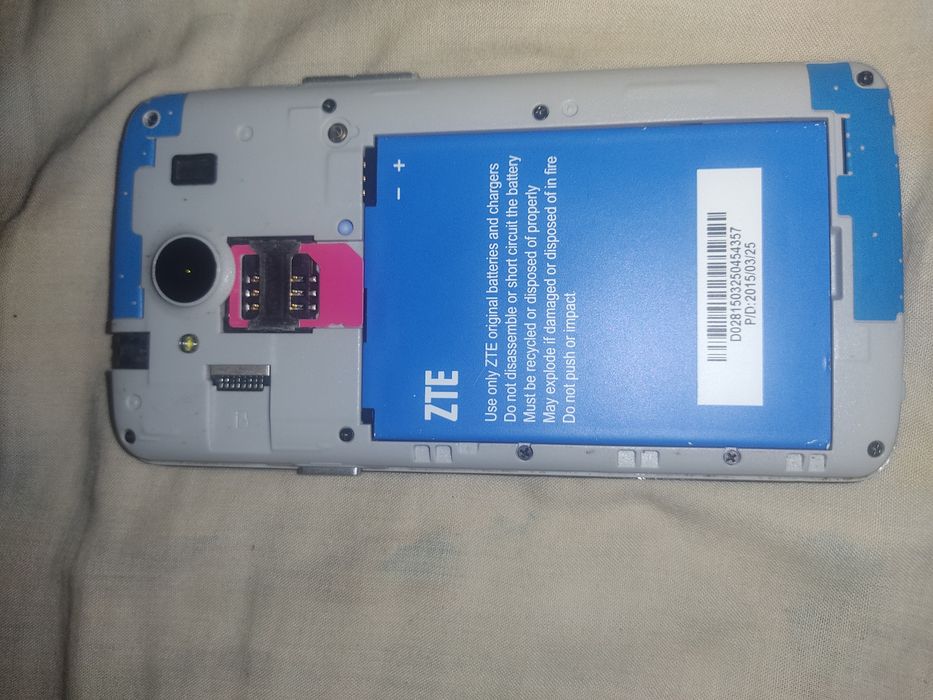 ZTE Blade 370 para peças