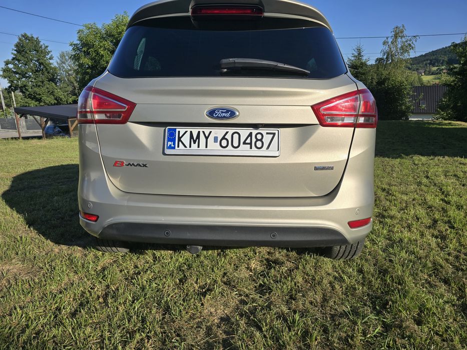 Ford b- Max 1.0  120 km