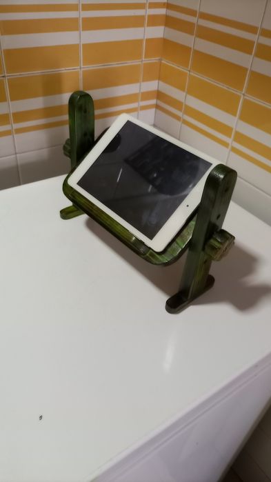 base para telemóvel ou tablet novo