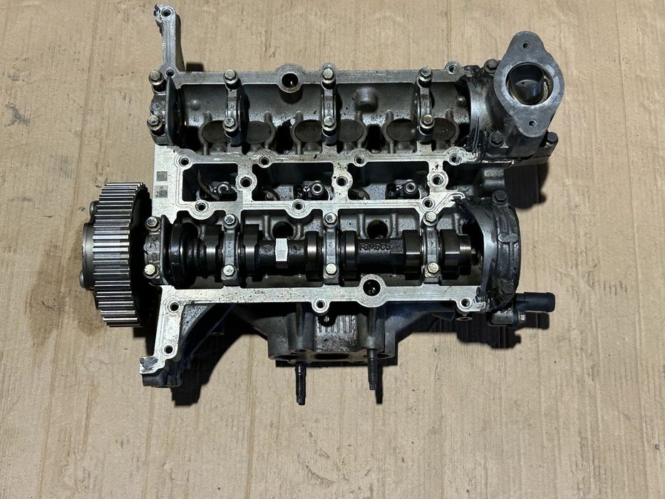 Głowica Ford C-max mk2 Focus 1.0 EcoBoost Turbo