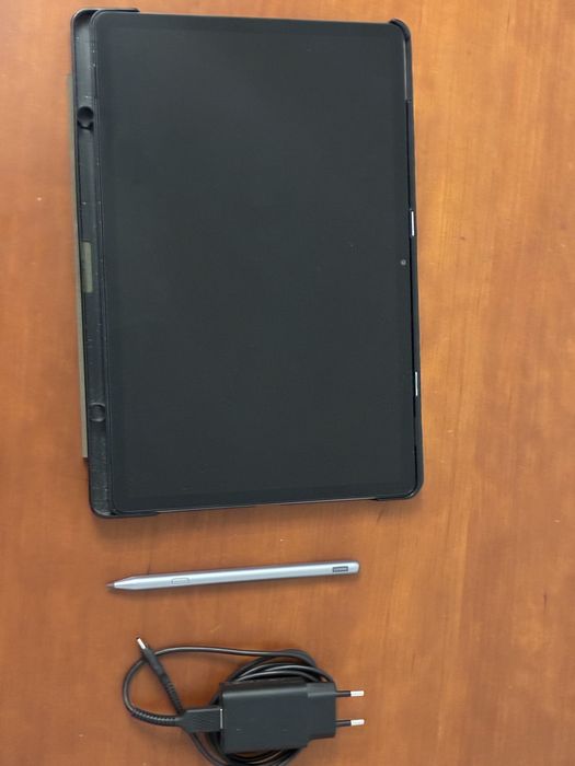 Lenovo Tab P12 c/ capa, caneta e carregador