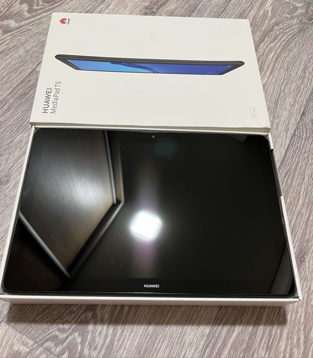 Планшет Huawei 32Гб