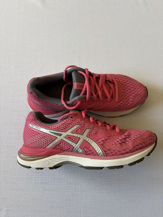 Damskie buty do biegania Asics Gel-Pulse 10 rozmiar 37