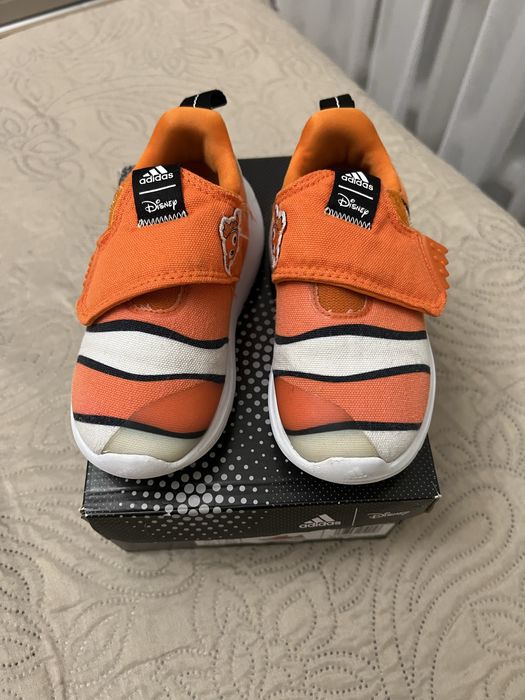 Детские кроссовки адидас