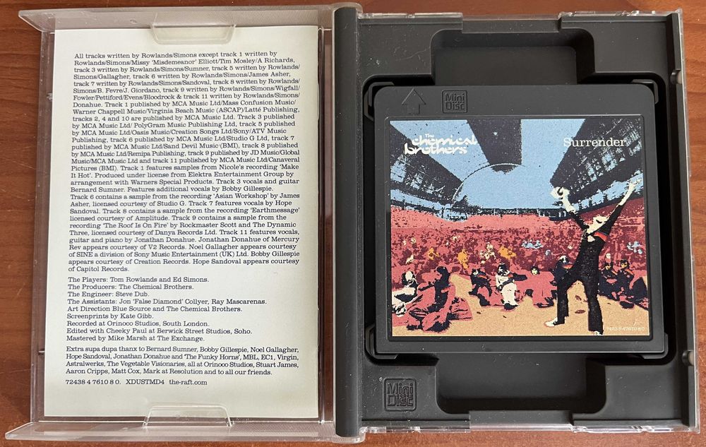 The Chemical Brothers - Surrender (Minidisc, Album)