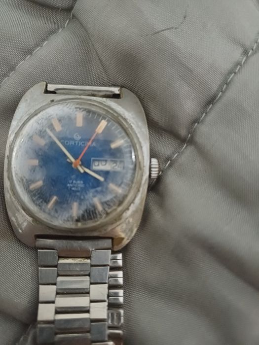 Relogio swatch em caixa nunca usado como novo