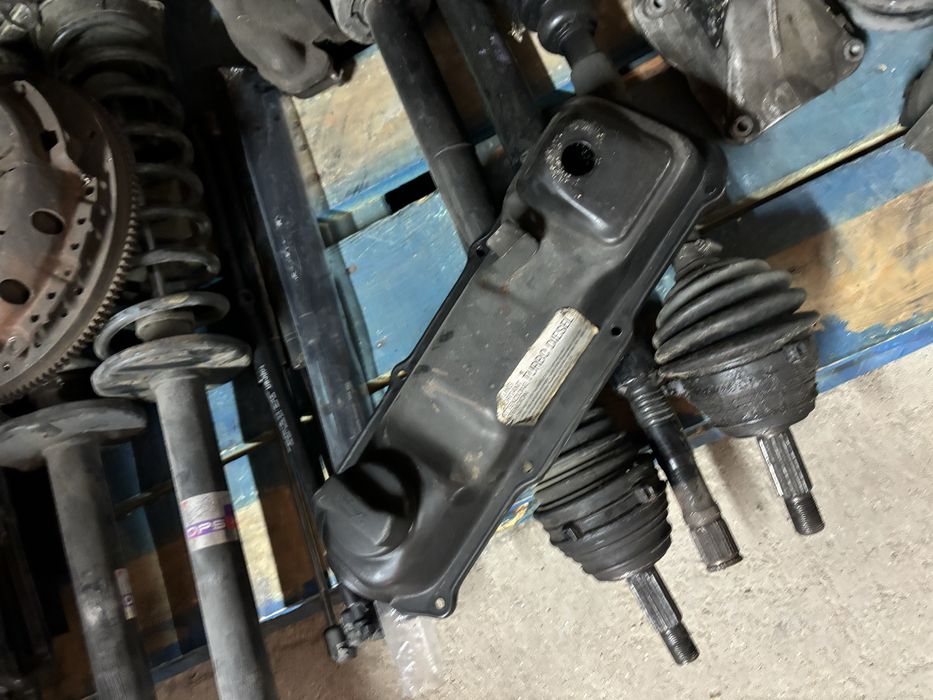 Peças golf 2 para despachar