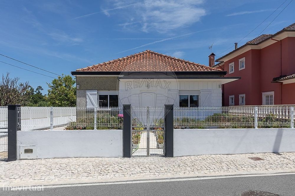 T3 Detached House for Sale