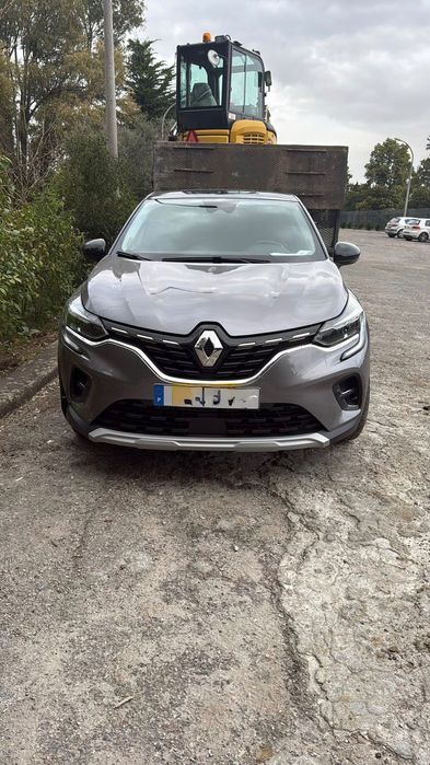 Renault Captur 2023 1.0 Gasolina – 52.000 km – Muito estimado
