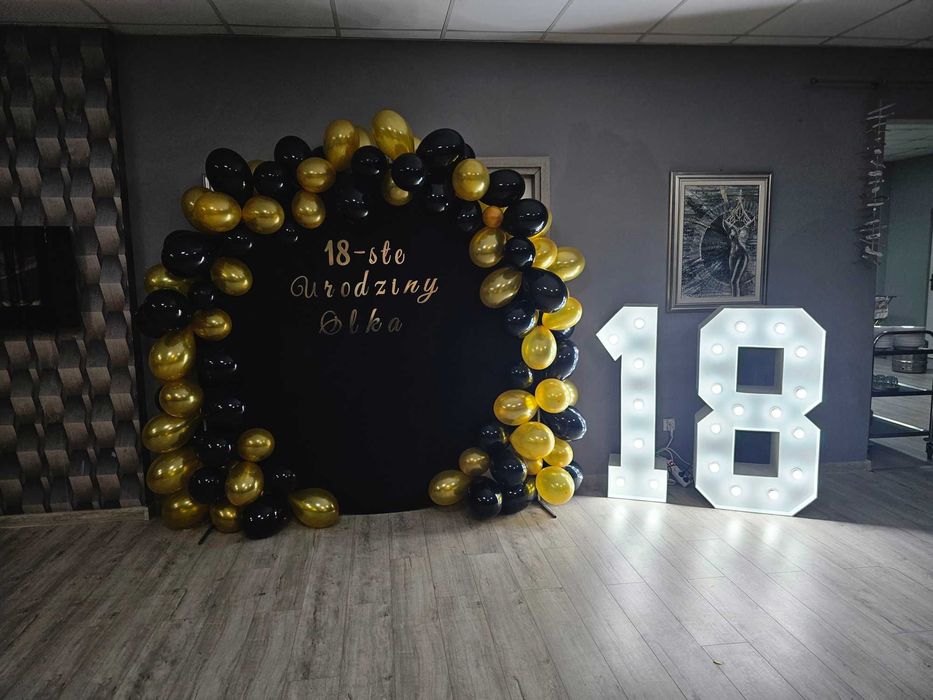 Wynajmę cyfry led  18 -ste urodziny  osiemnastka wysokość 120 cm