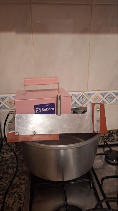 Panela Elétrica de Brigadeiros