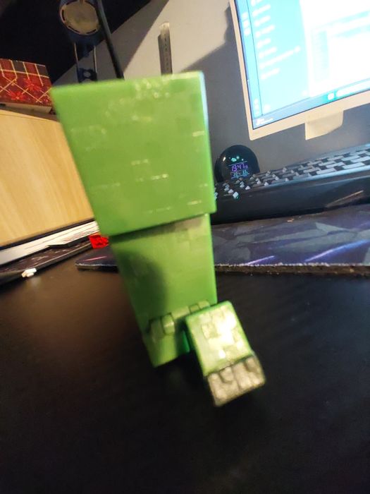Figurka crepeer z gry minecraft