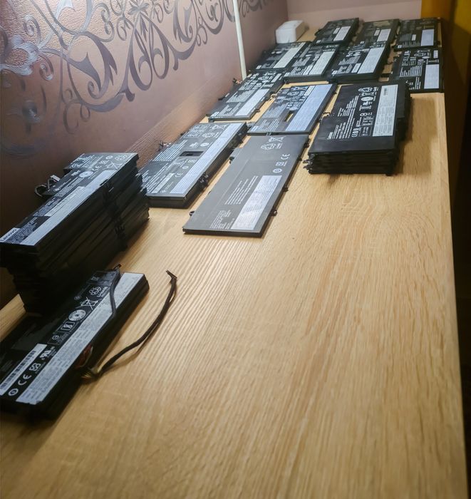 Аккумуляторы для ноутбуков Lenovo / Dell — большой выбор