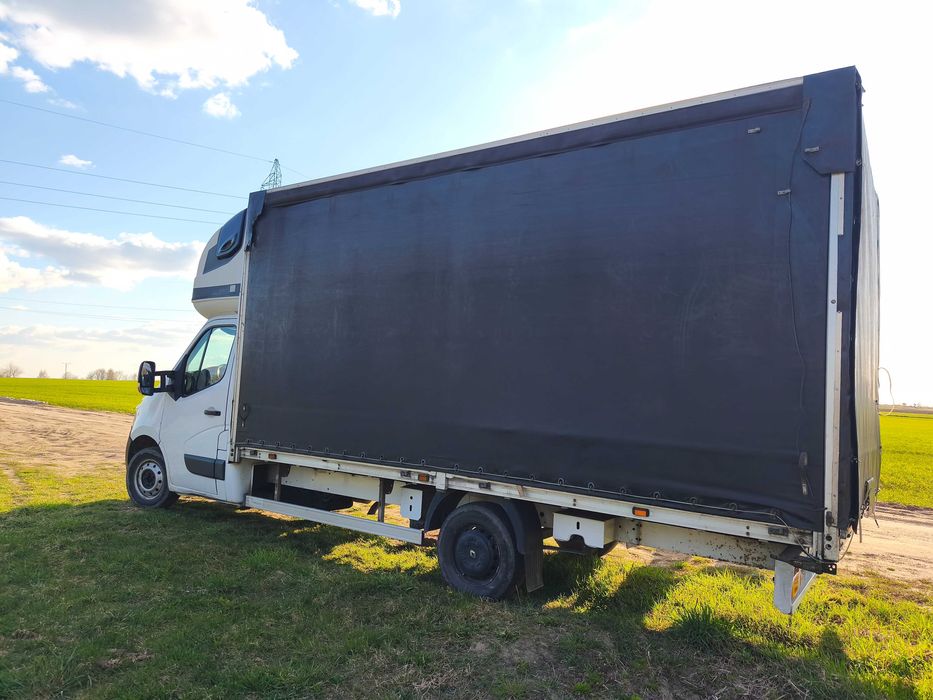 Samochód BUS 10 ep Renault Master 2018